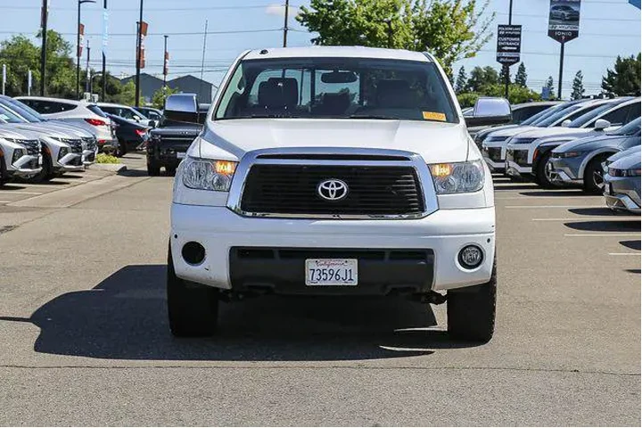 $24991 : Toyota Tundra 2013 4x4 Limit image 7