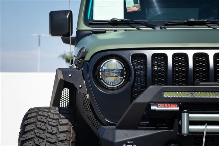 2020 Wrangler Unlimited Sport image 10