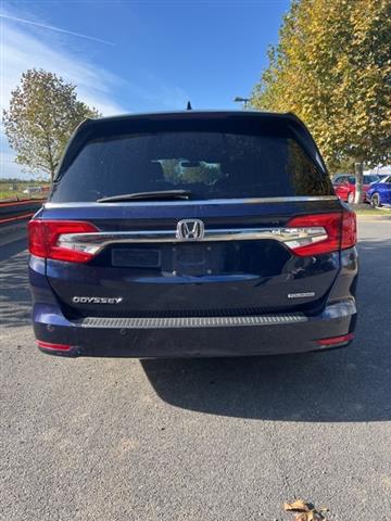 $17995 : PRE-OWNED 2018 HONDA ODYSSEY image 8