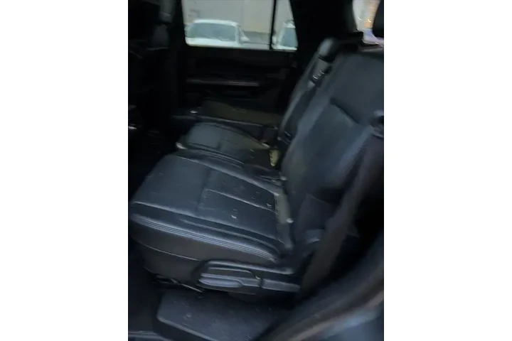 $23001 : Ford Expedition 2018 4x2 XLT image 5