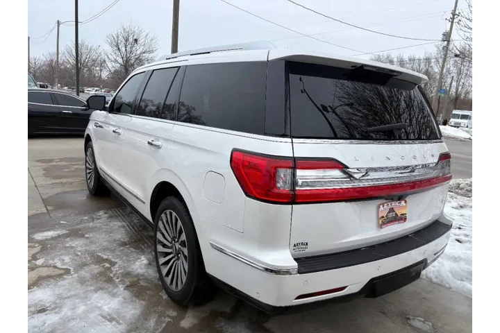 $27950 : 2019 Navigator Reserve image 7