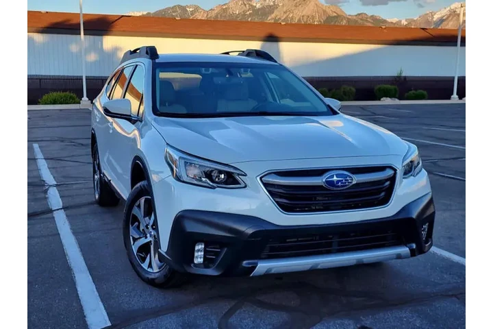 $19900 : 2021 Outback Limited image 3