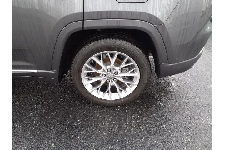 $39999 : Jeep Grand Cherokee 2023 4x4 image 8