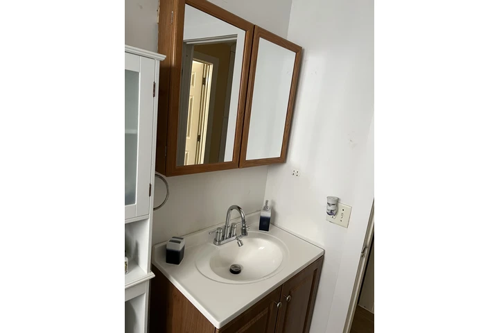 $950 : Renta de cuarto image 7