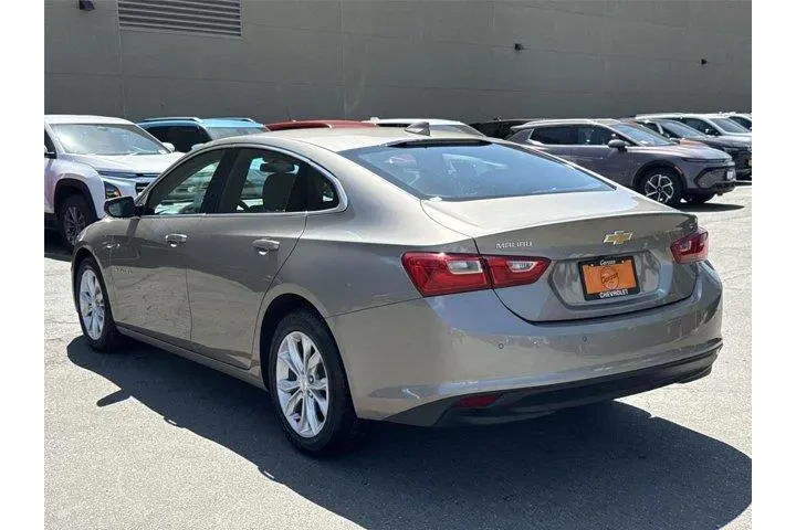 $19900 : Chevrolet Malibu 2025 LT 4dr image 5
