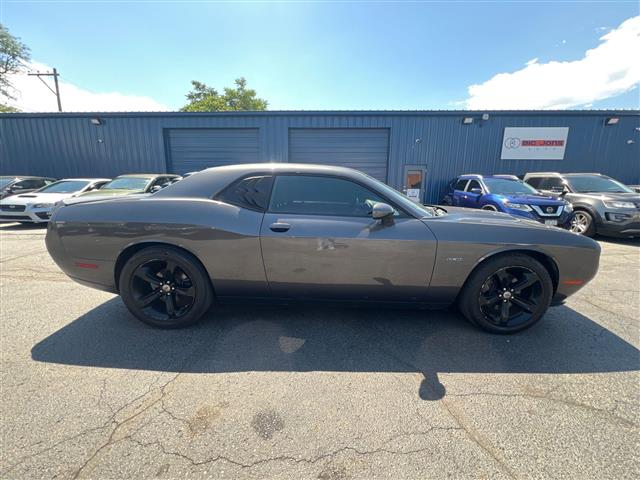 $17888 : 2018 Challenger R/T, FAST, AF image 6