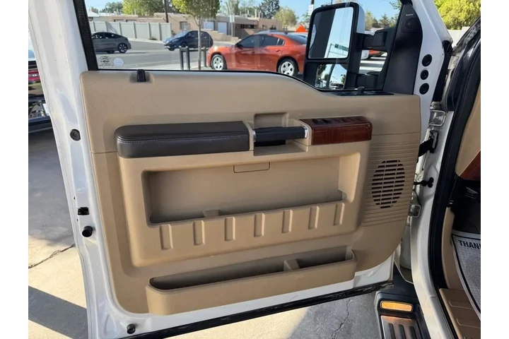 2015 F-250 SD King Ranch Crew image 10