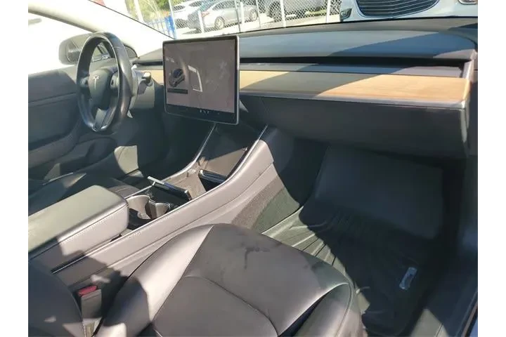 $20590 : Tesla Model 3 2019 Mid Range image 6