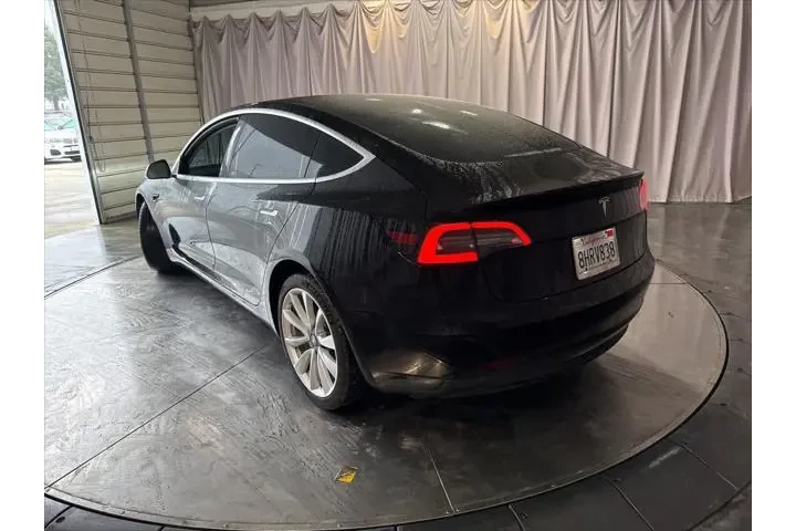 $15477 : Tesla Model 3 2018 Mid Range image 7