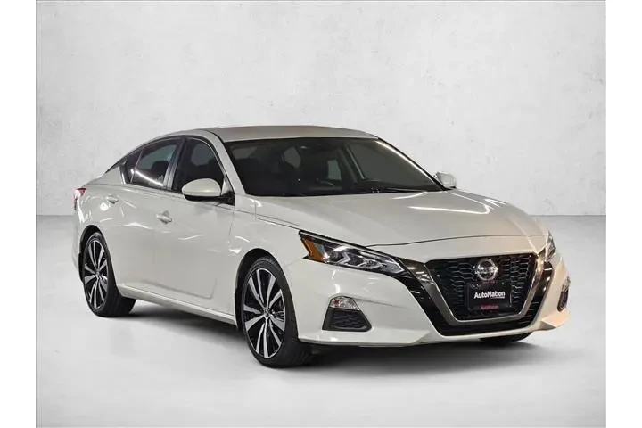 $17995 : Nissan Altima 2021 2.5 SR 4d image 3