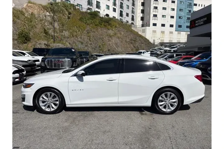 $16788 : Chevrolet Malibu 2023 LT 4dr image 3