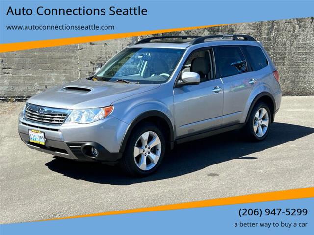 $12988 : 2010 Forester 2.5XT Limited image 2