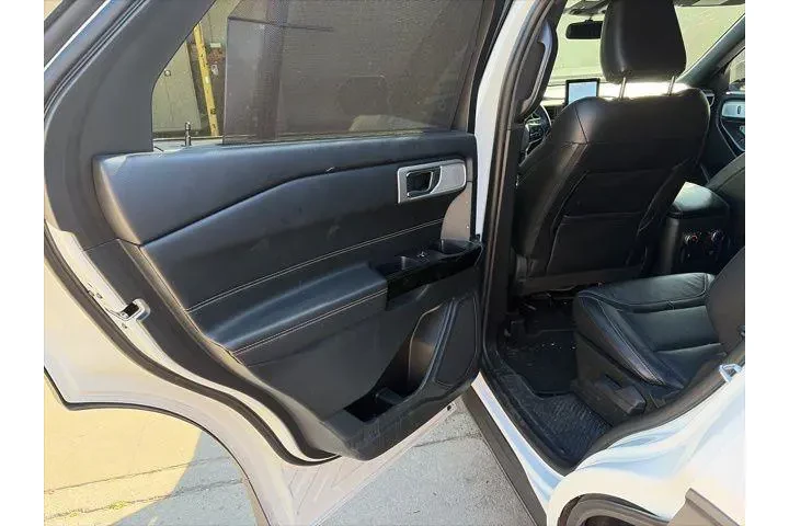 $38000 : Ford Explorer 2023 AWD ST 4d image 7