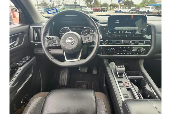 $33498 : Nissan Pathfinder 2024 SL 4d image 6