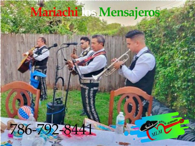 Mariachi los Mensajeros image 3