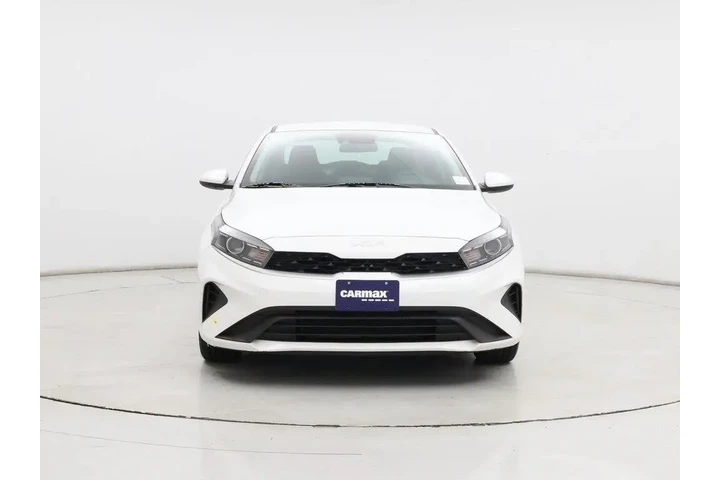 $17998 : Kia Forte 2024 LXS 4dr Sedan image 5