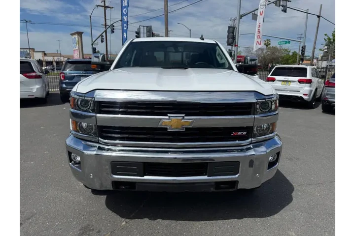 $34998 : 2016 Silverado 2500HD LTZ image 4