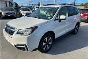 $19025 : 2017 Forester 2.5i Limited thumbnail