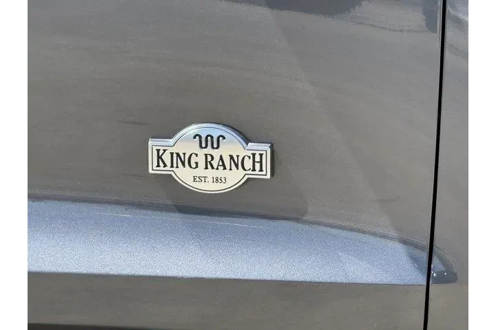 $39984 : Ford Explorer 2022 AWD King image 4