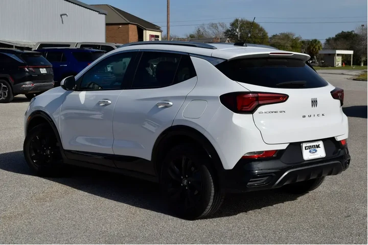 $19783 : Buick Encore GX 2024 Sport T image 4