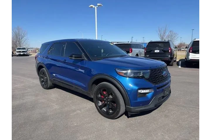 $33000 : Ford Explorer 2022 AWD ST 4d image 1