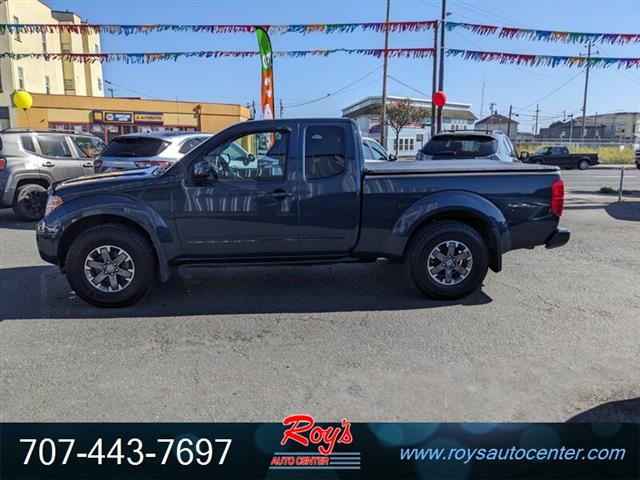 $25995 : 2016 Frontier PRO-4X 4WD Truck image 4