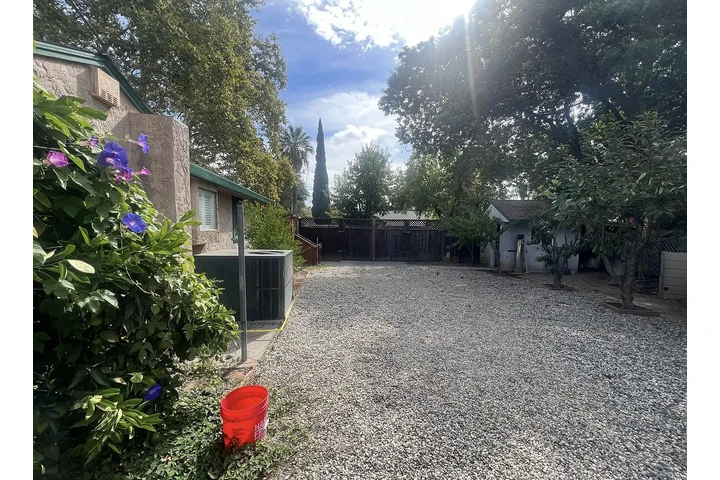 $1450 : 2/bed 1.5/bath Home for Rent image 9