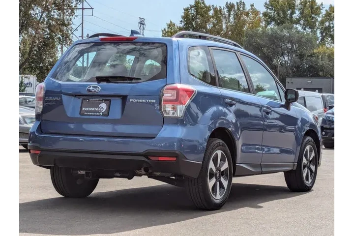 $13985 : 2017 Forester 2.5i image 10