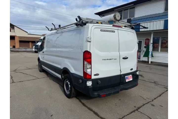 $21990 : 2018 Transit 250 image 9