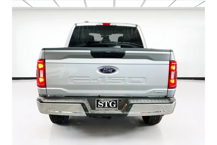 $35699 : Ford F-150 2023 4x4 XLT 4dr image 1