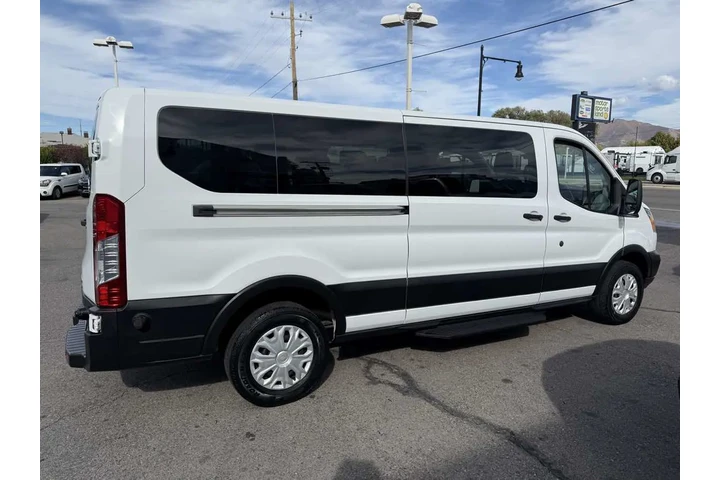 $31995 : 2019 Transit Passenger Wagon image 6