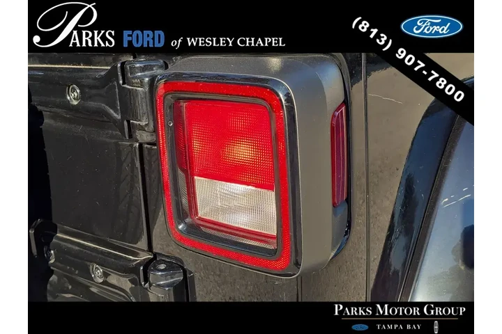 $30780 : Jeep Wrangler Unlimited 2021 image 7