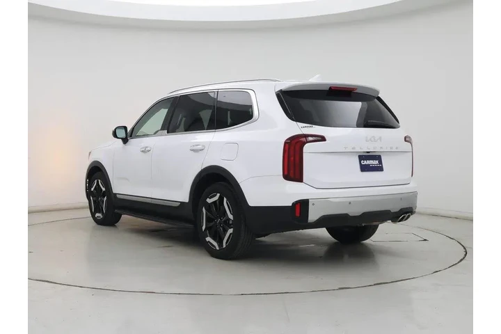 $35998 : Kia Telluride 2024 S 4dr SUV image 2