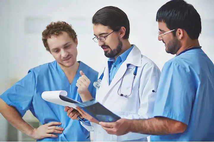 AI Powered Medical Record Revi image 1