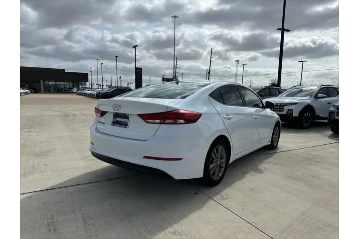 $12795 : Hyundai ELANTRA 2018 Value E image 5