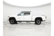 $29998 : Toyota Tacoma 2021 4x4 TRD O thumbnail