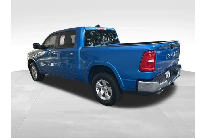 $37151 : Ram 1500 2025 4x4 Big Horn 4 image 4