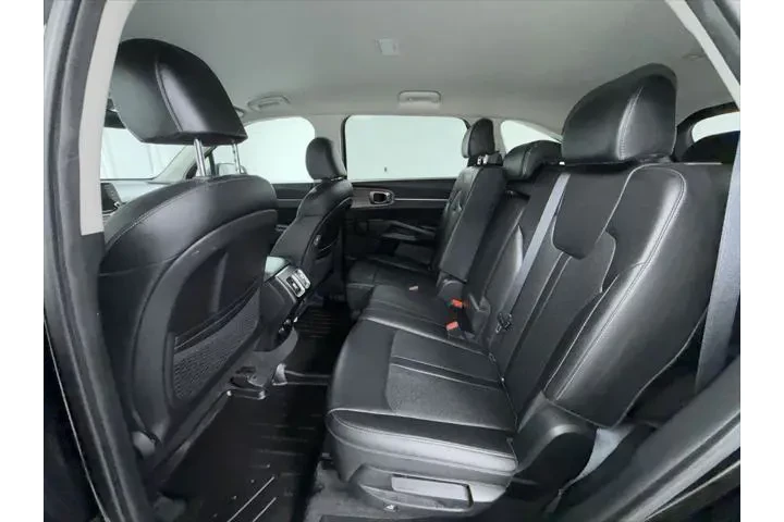 $27695 : Kia Sorento 2022 AWD X-Line image 4