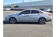 $27700 : Hyundai ELANTRA Hybrid 2025 thumbnail
