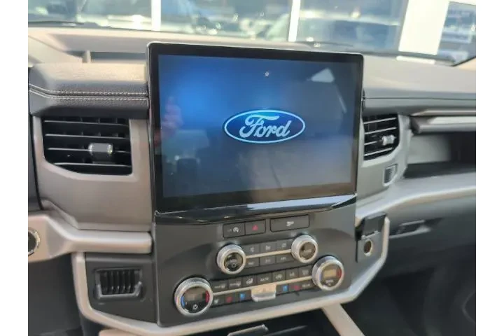 $37631 : Ford Expedition 2024 4x2 XLT image 6