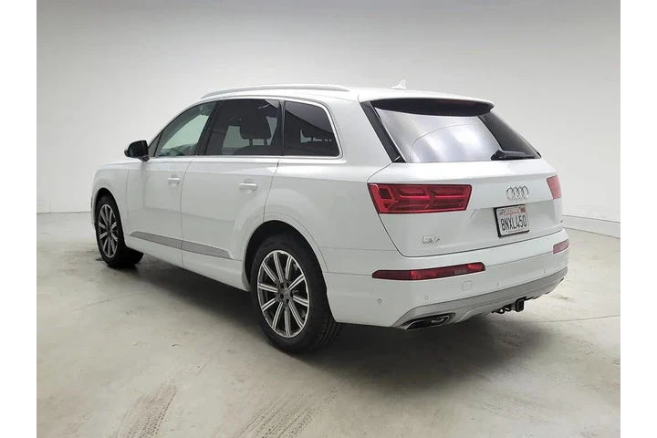 $28998 : Audi Q7 2019 AWD quattro SE image 7