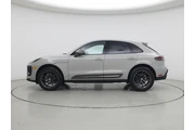 $39998 : Porsche Macan 2023 AWD T 4dr thumbnail