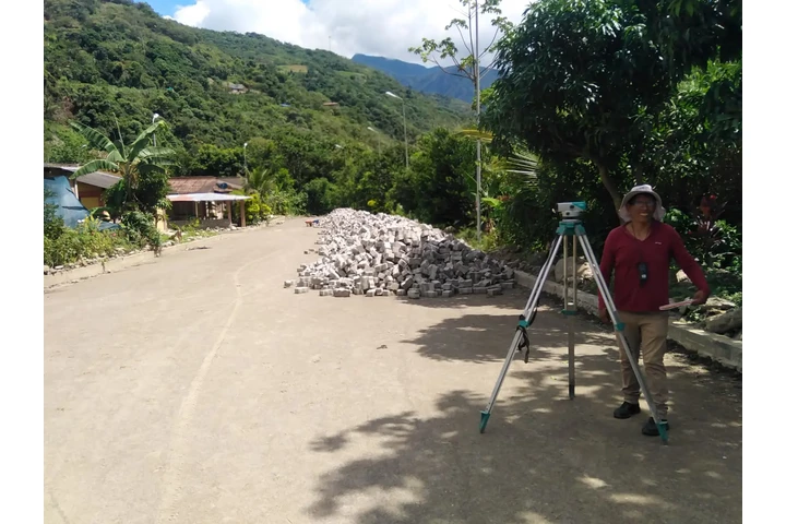 TOPOGRAFO image 4