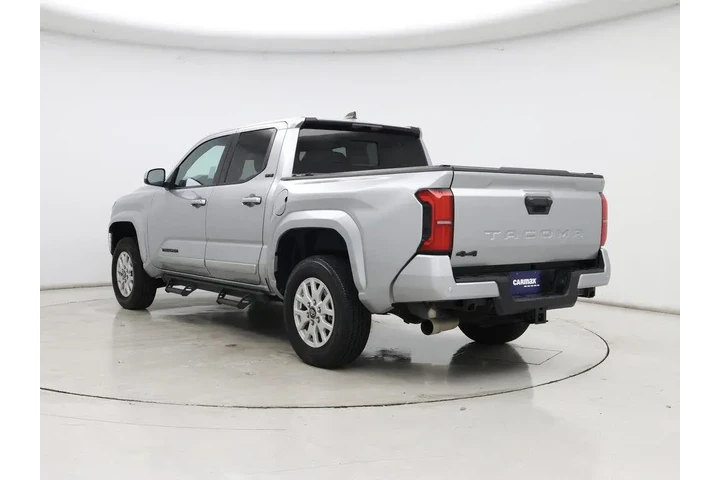 $37998 : Toyota Tacoma 2024 4x4 SR5 4 image 2