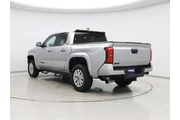 $37998 : Toyota Tacoma 2024 4x4 SR5 4 thumbnail
