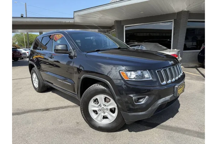 $12150 : 2014 Grand Cherokee Laredo image 10
