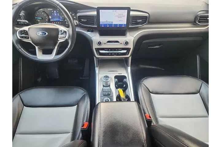 $32990 : Ford Explorer 2023 AWD XLT 4 image 8