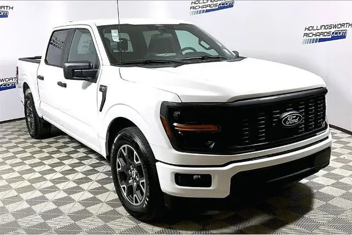 $36065 : Ford F-150 2024 4x2 STX 4dr image 3