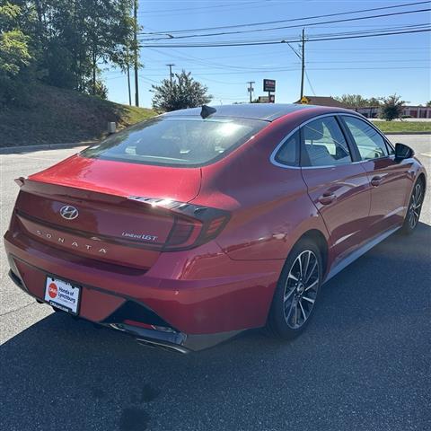 $24924 : PRE-OWNED 2021 HYUNDAI SONATA image 5