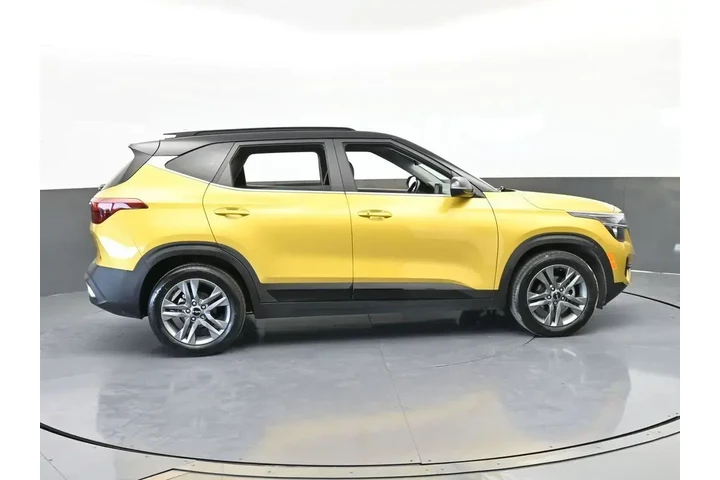 $16266 : Kia Seltos 2023 S 4dr SUV image 7